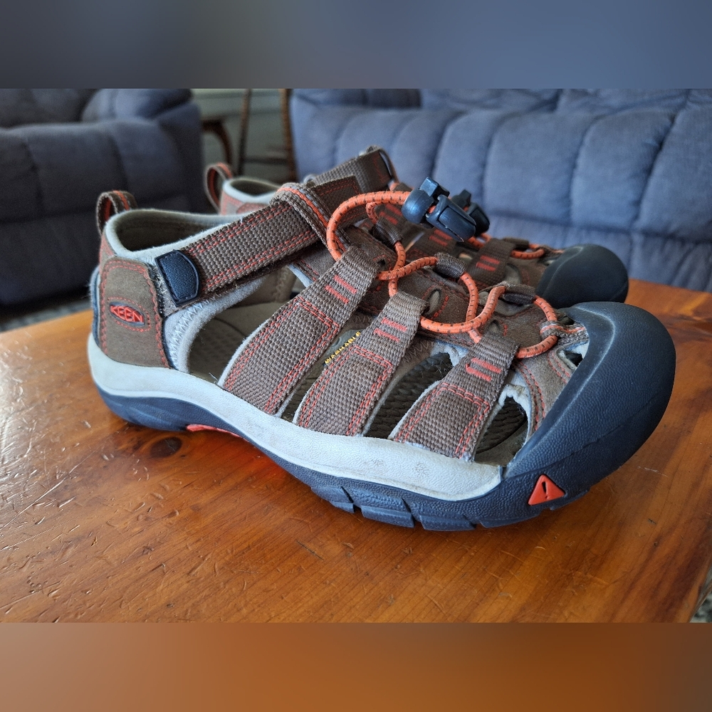 Keen Brown and Orange Sandals Youth 3